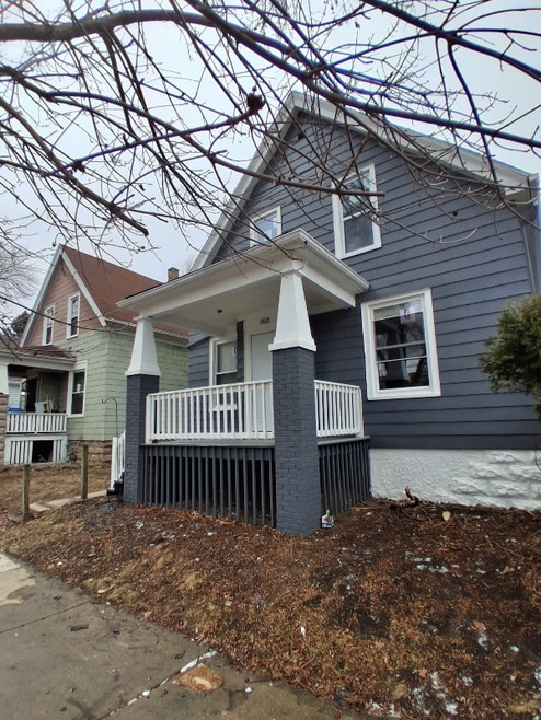 Building Photo - 2875 W Grant St