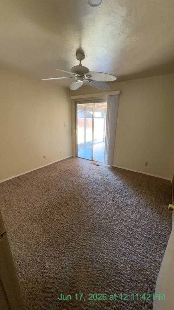 Building Photo - South West Visalia Now Ready!