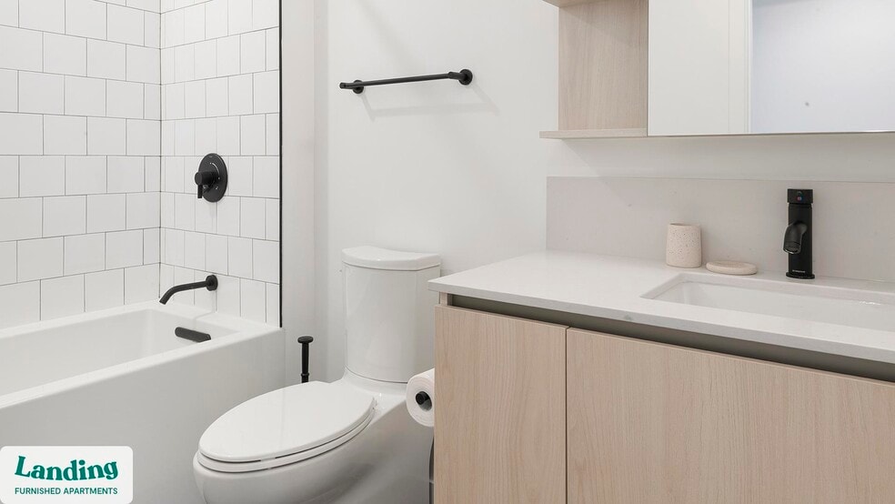 Building Photo - 1320 4th St NE