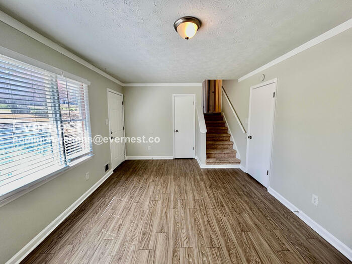 Building Photo - 280 Summer Pond Trail