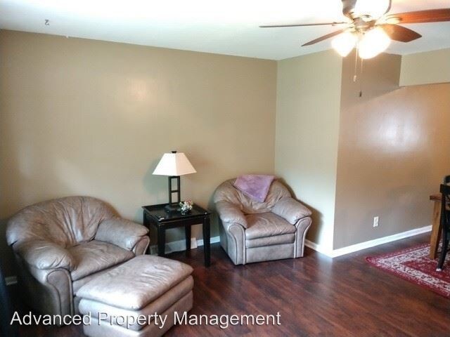 Building Photo - 5 br, 2 bath House - 1944 Hayes Drive