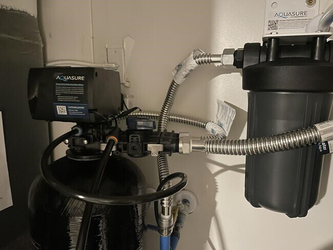 Building Photo - 6309 Poppy Dr