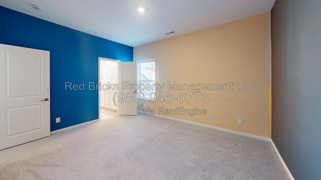 Building Photo - 13248 Chopin Ridge Rd