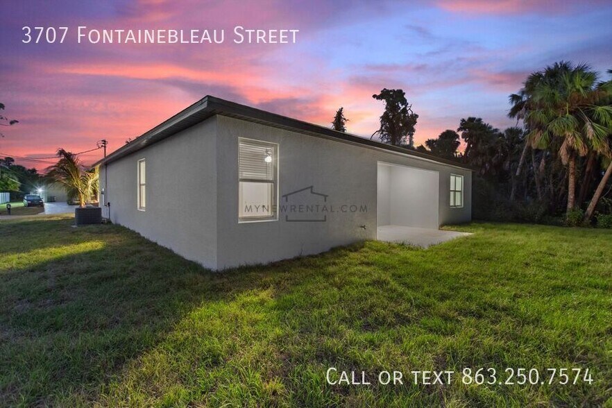 Building Photo - 3707 Fontainebleau St