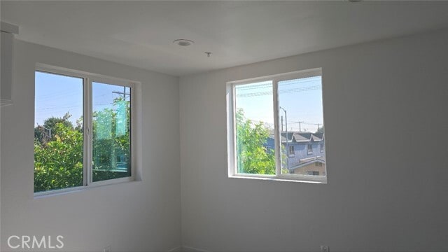 Building Photo - 10413 Avalon Blvd