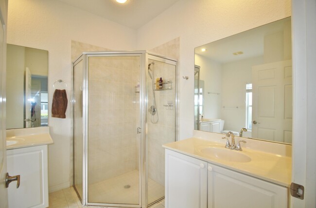 Building Photo - 1812 Sandhill Crane Dr