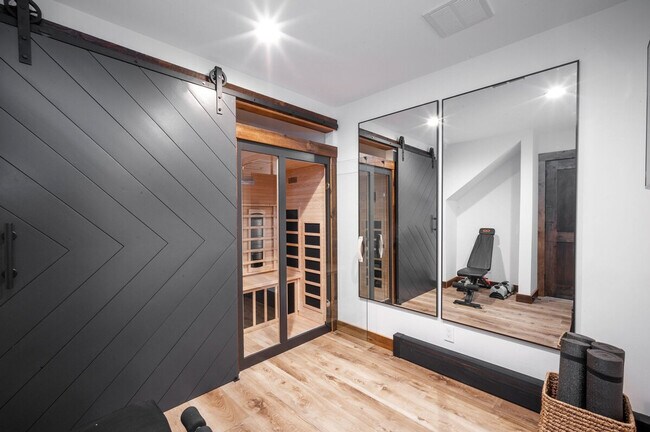 Building Photo - 116 Winterleaf Dr