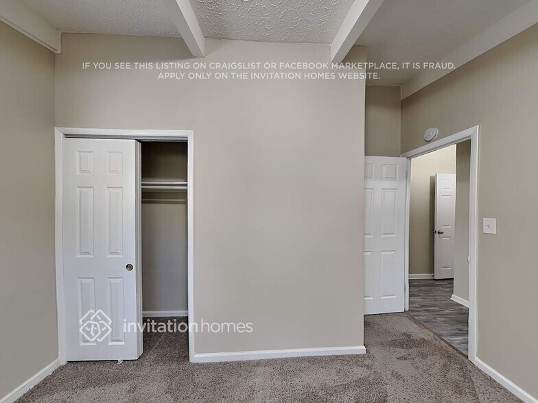 Building Photo - 2996 Horse Shoe Dr