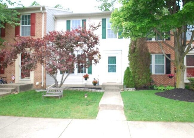 Building Photo - 8719 Castlerock Ct