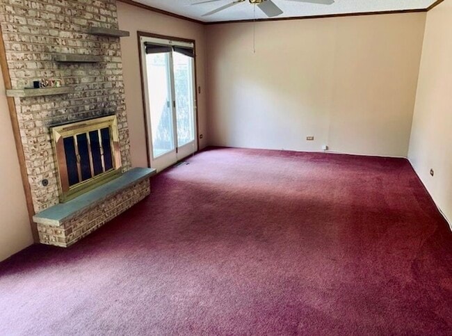 Building Photo - 9S174 Nantucket Dr