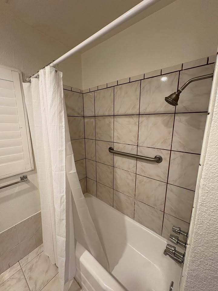 Building Photo - 3768 Redondo Beach Blvd