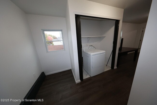 Building Photo - 268 N Pennsylvania Ave