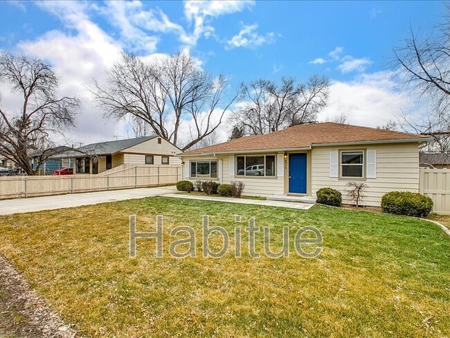 Building Photo - 4919 W Wylie Ln