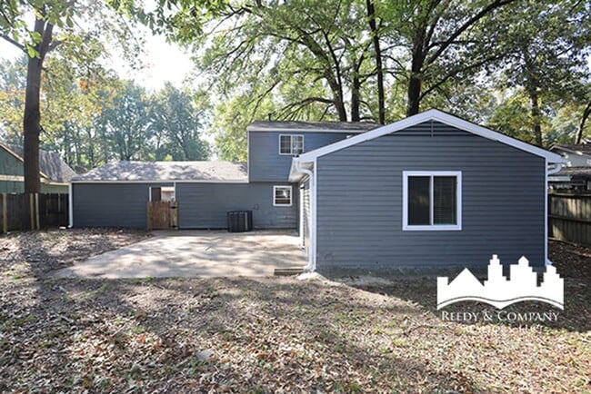 Building Photo - 4400 Spring Harbor Dr