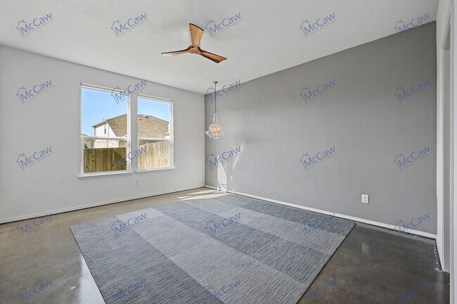 Building Photo - 2424 Bermont Red Ln