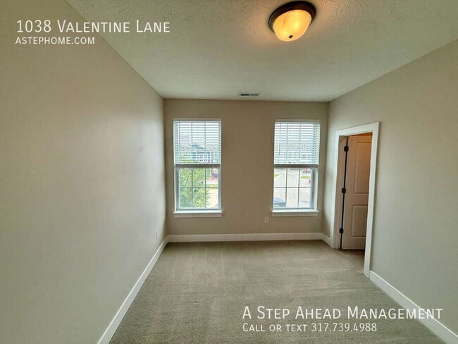 Building Photo - 1038 Valentine Ln