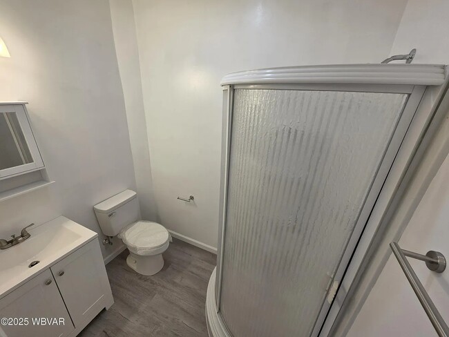 Building Photo - 77 E Houston Ave