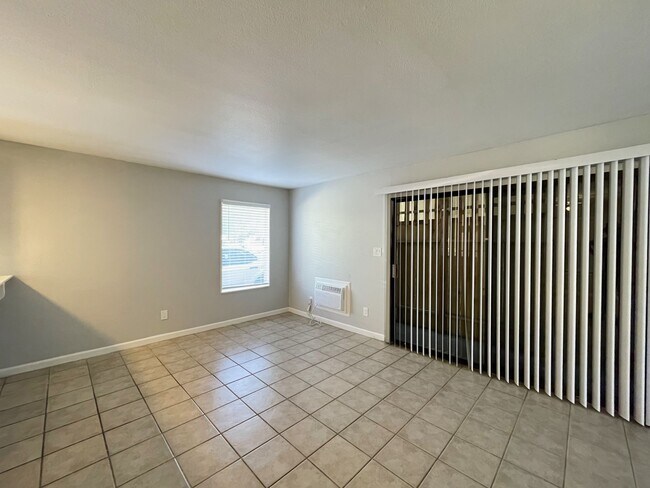 Building Photo - Park Villa Apartments