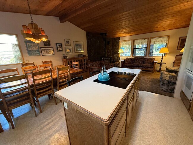 Building Photo - Furnished Riverfront Cabin on the Spring River – 4 Bedrooms, 3 Bathrooms 2,300 sq. ft. | Fully Fu...