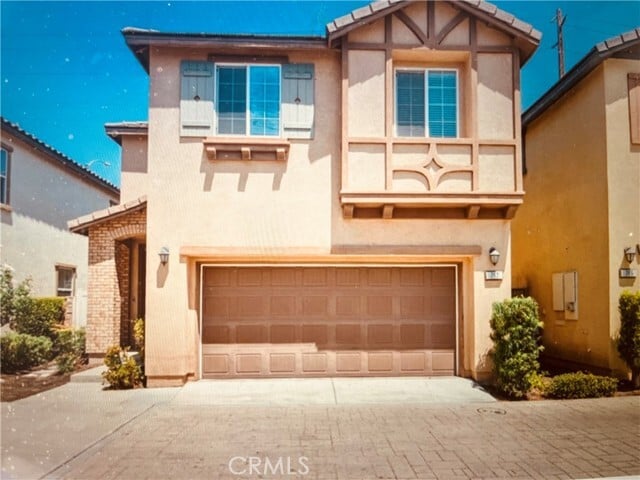 Primary Photo - 767 Huron Pl