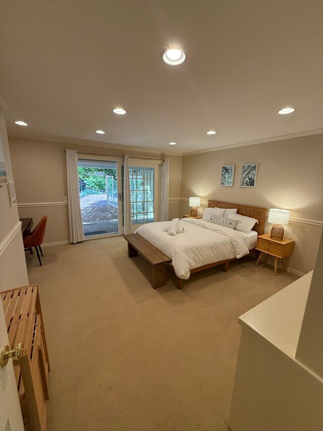 Building Photo - 25567 Willow Pond Ln