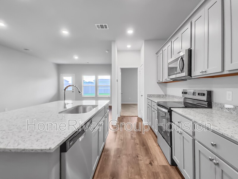 Building Photo - 17812 Lionheart Rd