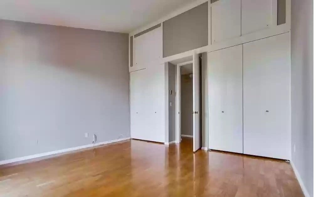 Building Photo - 837 Cowper St
