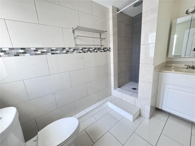 Building Photo - 4102 Gardner Dr