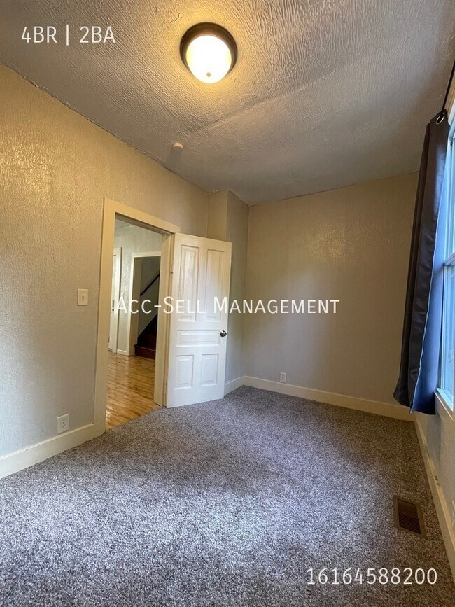 Building Photo - 875 10th-NEW