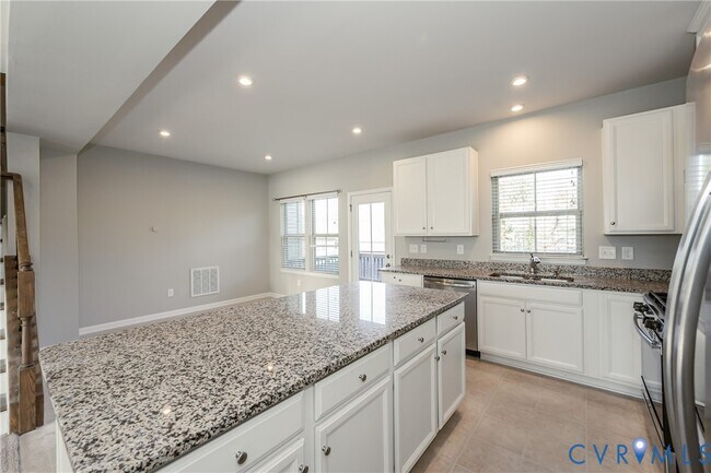 Building Photo - 6404 Bilberry Aly