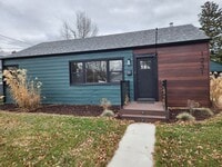 Building Photo - Beautiful 3-bedroom, 2-bathroom home in Be...