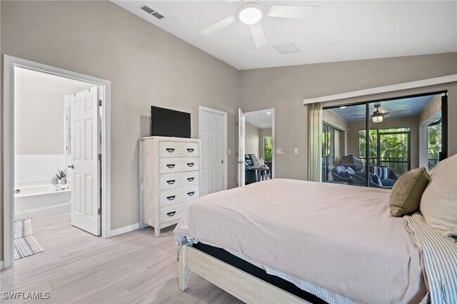 Building Photo - 17611 Marco Island Ln