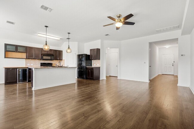 Building Photo - 185 Rafe Ct