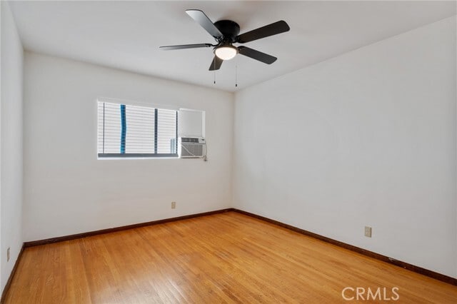 Building Photo - 983 W 10th St