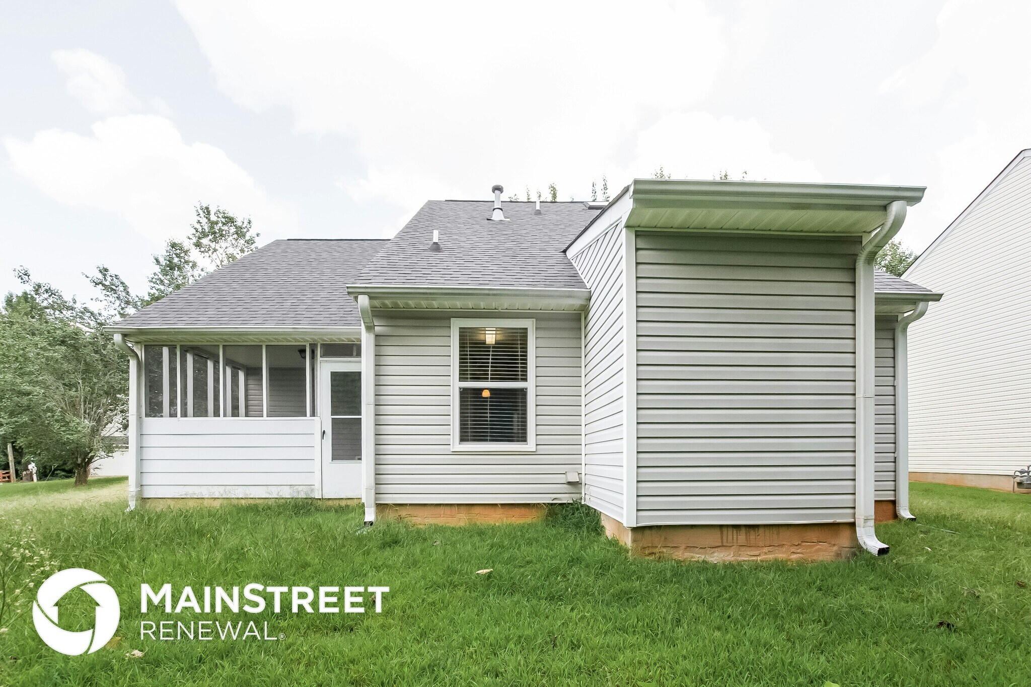 Building Photo - 5305 Brickleberry Way