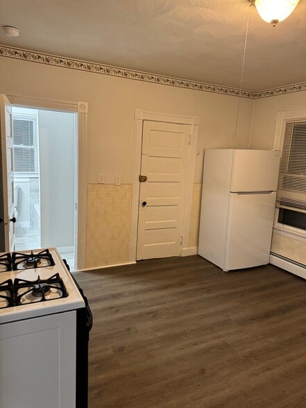 Kitchen - 26 Wallace St