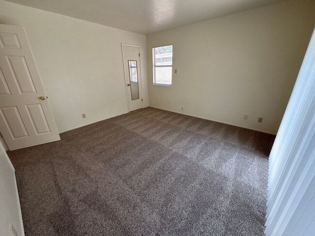 Building Photo - 2 bedroom Lake Tahoe townhome!