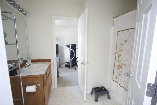 Building Photo - 17340 Flintwood Pl