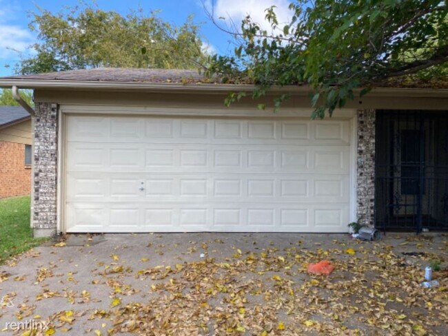 Primary Photo - 3 br, 2 bath House - 1003 Waverly