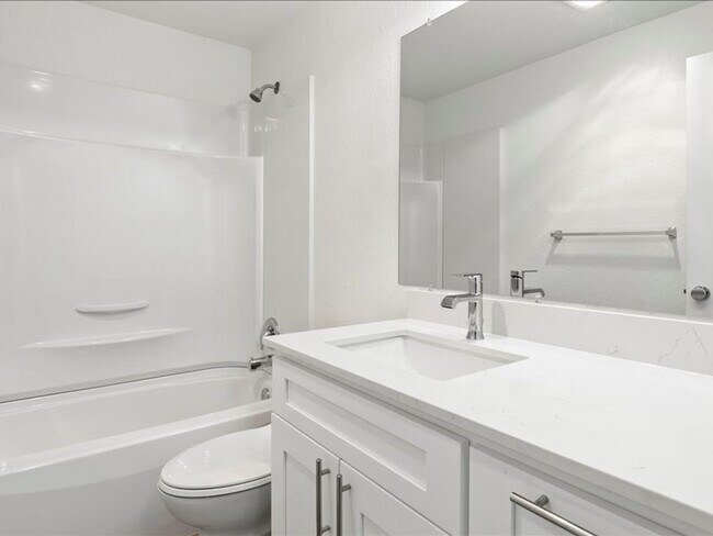 Interior Photo - Kamden Court
