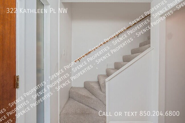 Building Photo - 322 Kathleen Pl NW