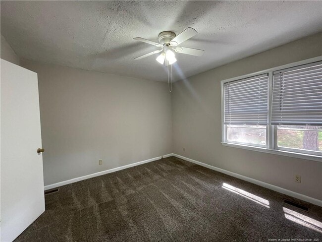Building Photo - 323 Cadmium Ct