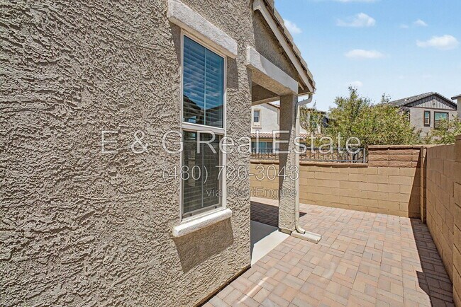 Building Photo - 2771 S Chippewa Dr