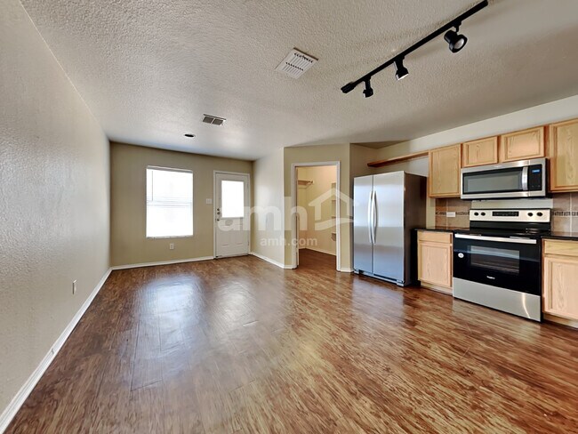 Building Photo - 749 San Felipe Trail