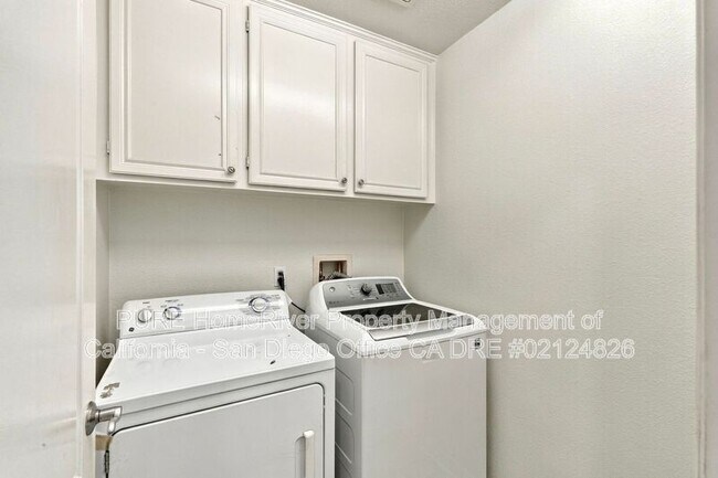 Building Photo - 17008 New Rochelle Way