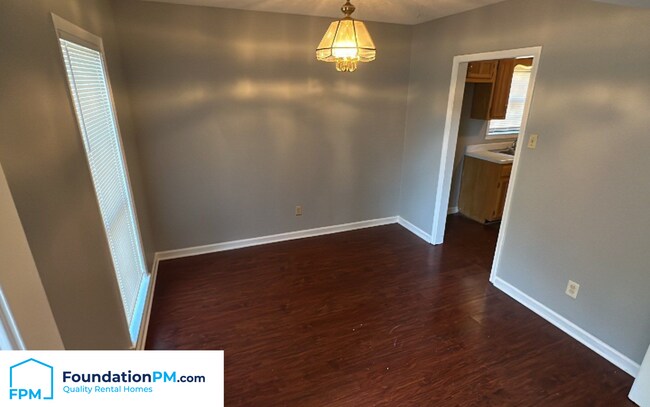 Building Photo - 5272 Scottsdale Ave