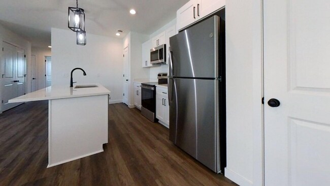 Building Photo - 0 Kyle Ln