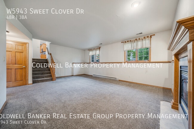 Building Photo - W5943 Sweet Clover Dr