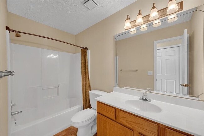 Building Photo - 3085 Barnwood Crossing NW
