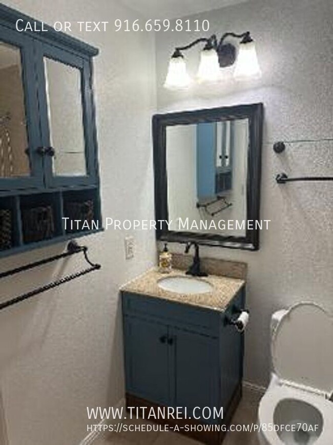 Building Photo - Citrus Heights 2bed/1bath Condo For Rent  ...